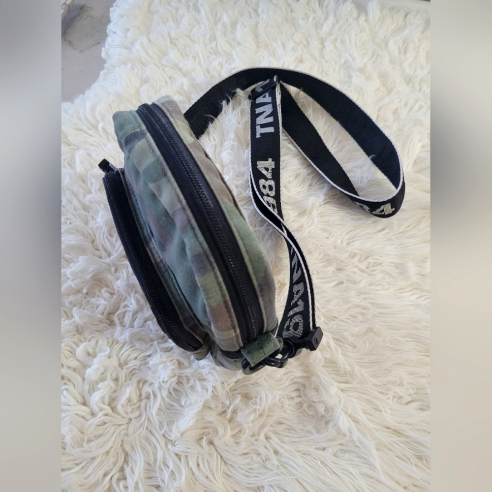 the camera bag - Picture 3 of 7